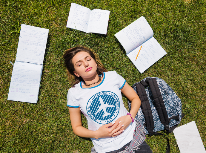 Sleep and Academic Performance: Why Rest is Essential for Student Success